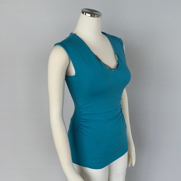 NWT WHBM Bar Hardware Sleeveless Top Size X Small - Picture 6 of 16